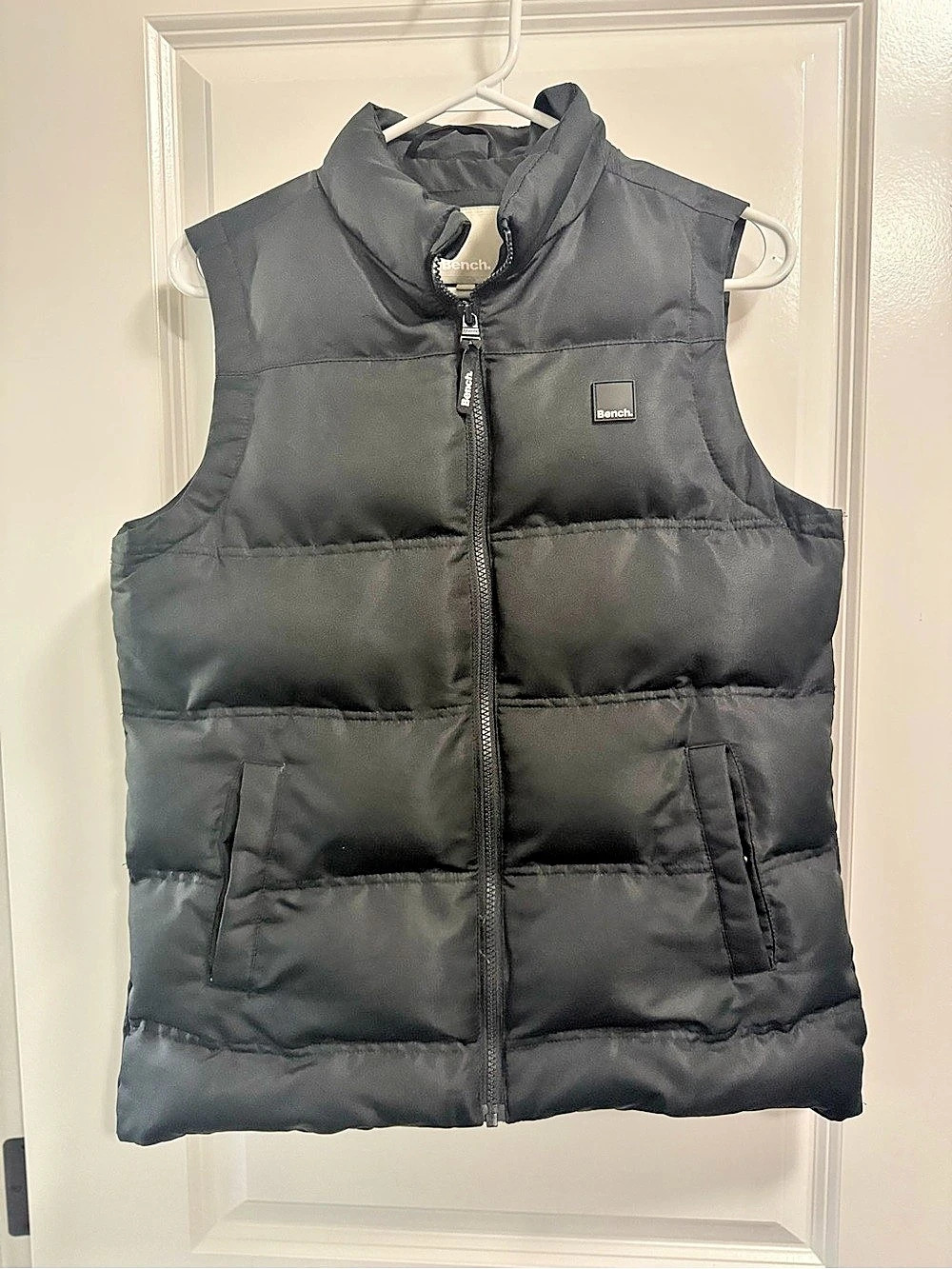 Bench. Black Puffer Vest Size S Like New